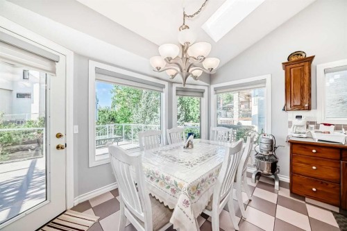 8 Signature Point Sw, Calgary, AB 