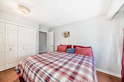 8 Signature Point Sw, Calgary, AB 