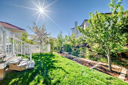 8 Signature Point Sw, Calgary, AB 