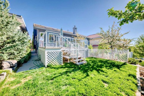 8 Signature Point Sw, Calgary, AB 