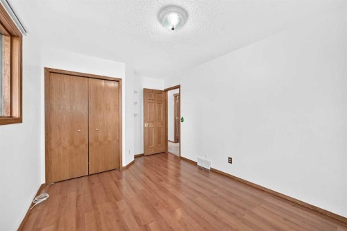 117 Evergreen Place Sw, Calgary, AB 