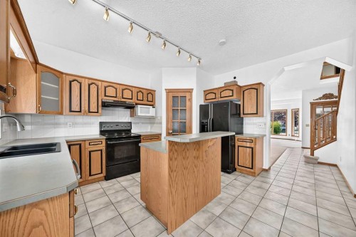 117 Evergreen Place Sw, Calgary, AB 