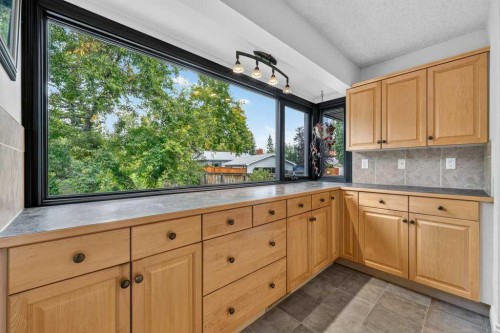 88 Midridge Close Se, Calgary, AB 
