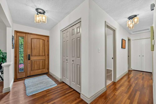 88 Midridge Close Se, Calgary, AB 
