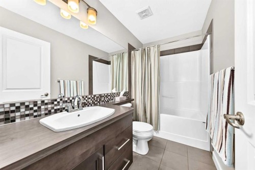 137 Aspenmere Circle, Chestermere, AB 