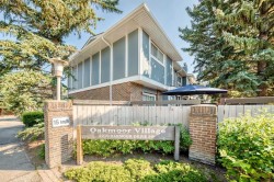 15-2210 Oakmoor Drive SW Calgary, AB T2V 4R4