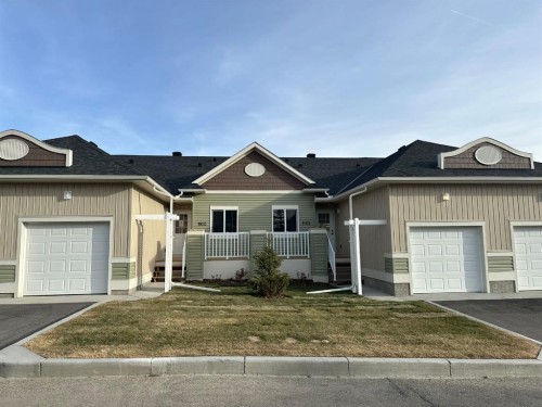1103 Clover Close, Carstairs, AB 