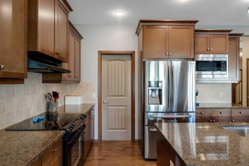 140 Aspenmere Close, Chestermere, AB 