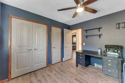 140 Aspenmere Close, Chestermere, AB 
