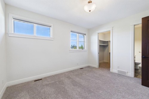 130 Aspen Ridge Place Sw, Calgary, AB 