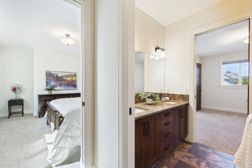 130 Aspen Ridge Place Sw, Calgary, AB 
