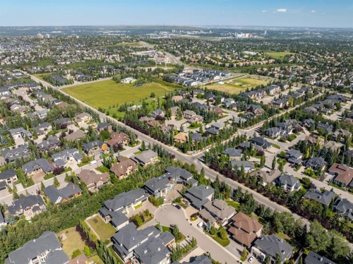 130 Aspen Ridge Place Sw, Calgary, AB 