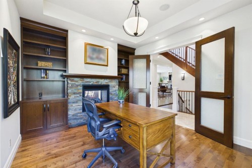130 Aspen Ridge Place Sw, Calgary, AB 