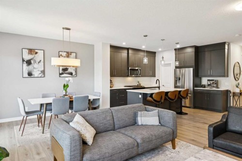 119 Cranbrook Green Se, Calgary, AB 