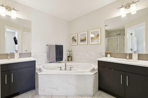 119 Cranbrook Green Se, Calgary, AB 