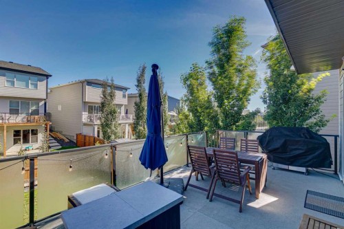 119 Cranbrook Green Se, Calgary, AB 