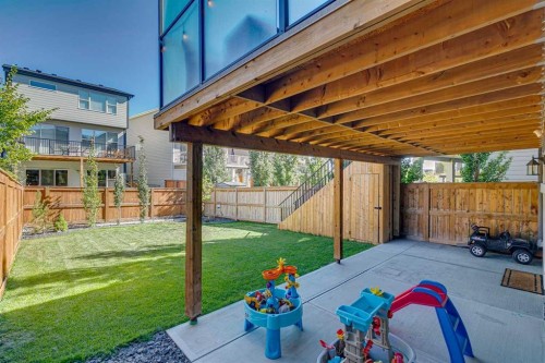 119 Cranbrook Green Se, Calgary, AB 