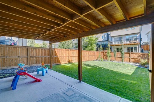 119 Cranbrook Green Se, Calgary, AB 