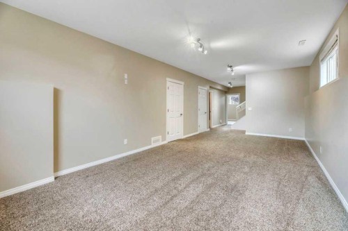 677 Evermeadow Road Sw, Calgary, AB 