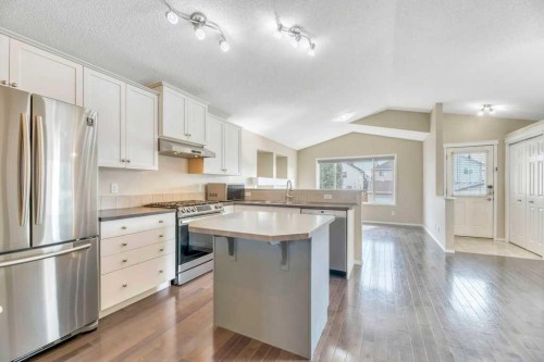 677 Evermeadow Road Sw, Calgary, AB 