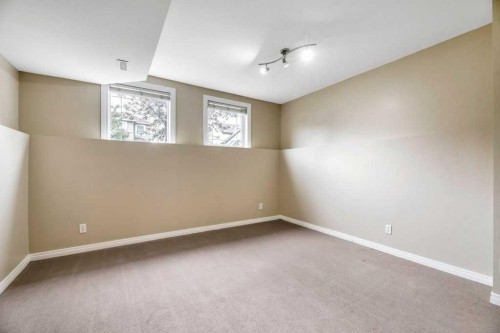 677 Evermeadow Road Sw, Calgary, AB 