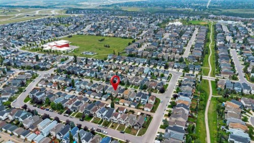 677 Evermeadow Road Sw, Calgary, AB 