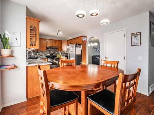 798 Coral Springs Boulevard Ne, Calgary, AB 