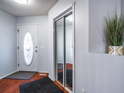 798 Coral Springs Boulevard Ne, Calgary, AB 