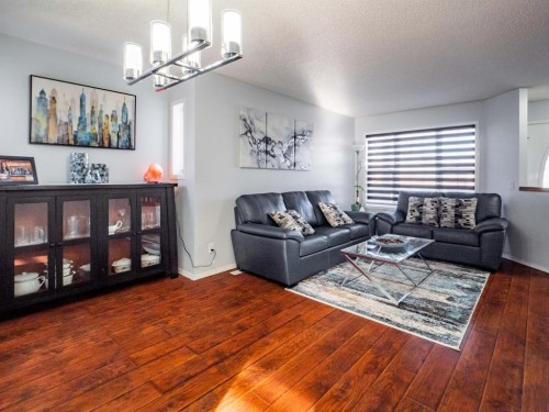 798 Coral Springs Boulevard Ne, Calgary, AB 