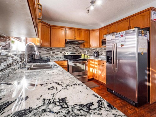 798 Coral Springs Boulevard Ne, Calgary, AB 