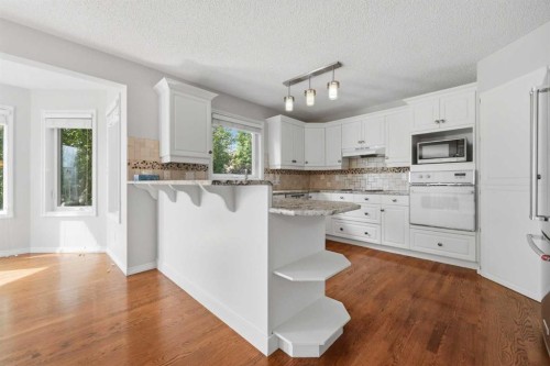 872 Sierra Morena Court Sw, Calgary, AB 