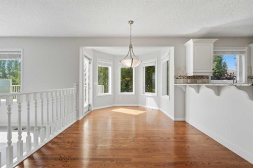 872 Sierra Morena Court Sw, Calgary, AB 