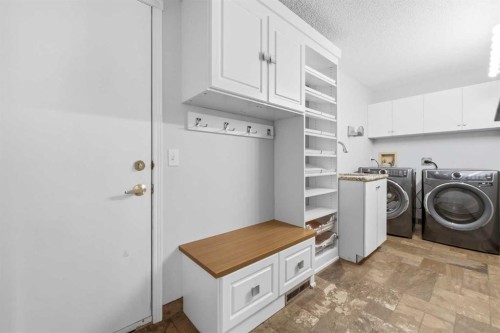 872 Sierra Morena Court Sw, Calgary, AB 