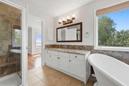 872 Sierra Morena Court Sw, Calgary, AB 
