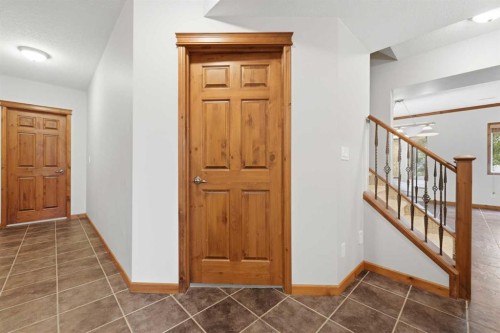 872 Sierra Morena Court Sw, Calgary, AB 