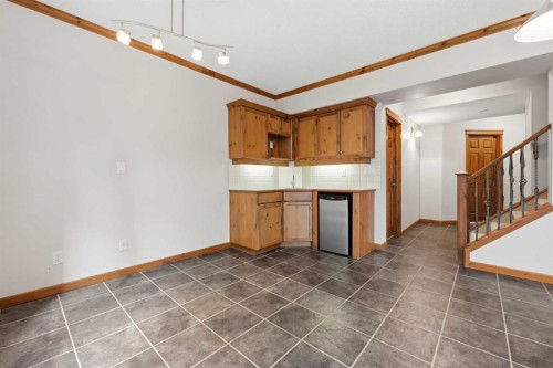 872 Sierra Morena Court Sw, Calgary, AB 