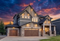 864 East Lakeview Road Chestermere, AB T1X 0W7