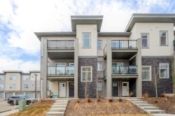 122 Spring Creek Common SW Calgary, AB T3H 6E2