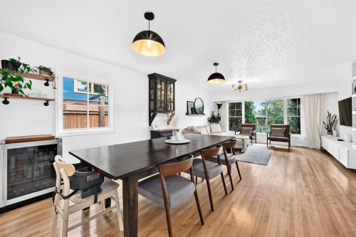 47 Woodlark Drive Sw, Calgary, AB 