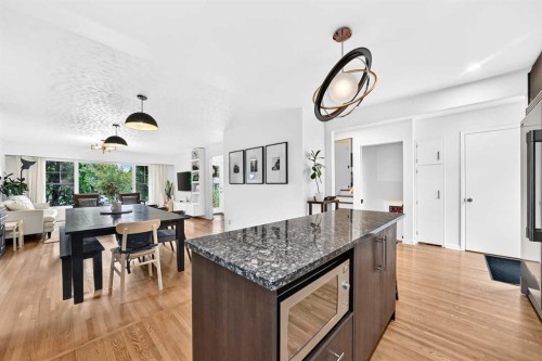 47 Woodlark Drive Sw, Calgary, AB 