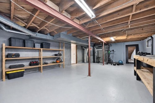 47 Woodlark Drive Sw, Calgary, AB 