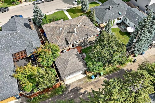 47 Woodlark Drive Sw, Calgary, AB 