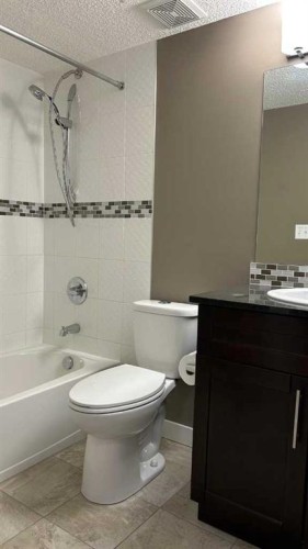 218-5 Saddlestone Way Ne, Calgary, AB 