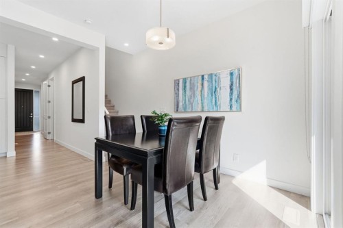154 Crestridge Common Sw, Calgary, AB 
