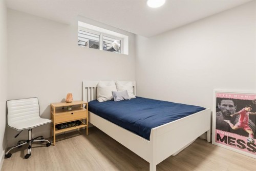 1129 Cranbrook Gardens Se, Calgary, AB - Indoor Photo Showing Bedroom