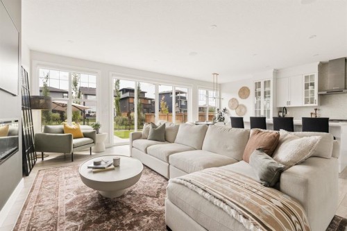 1129 Cranbrook Gardens Se, Calgary, AB - Indoor Photo Showing Living Room