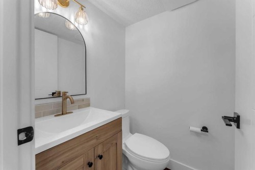 475 34 Avenue Ne, Calgary, AB 