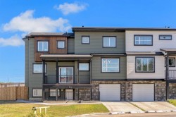 475 34 Avenue NE Calgary, AB T2E 2J8