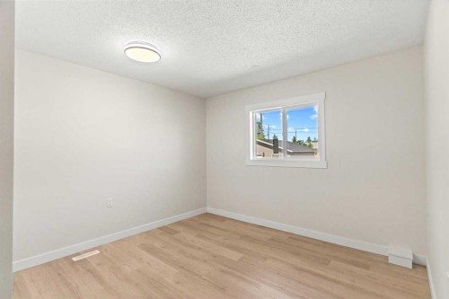 3116 39 Street Se, Calgary, AB 