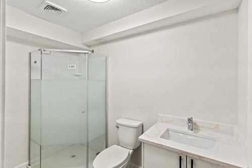 3116 39 Street Se, Calgary, AB 